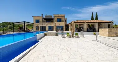 4 bedroom apartment in Kathikas, Cyprus