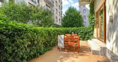 Квартира 2 комнаты в Варшава, Польша