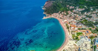 Penthouse 3 bedrooms in Budva, Montenegro