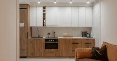 Wohnung 4 zimmer in Warschau, Polen