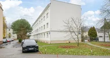 Квартира 2 комнаты в Варшава, Польша