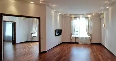Wohnung 3 Schlafzimmer in Moskau, Russland