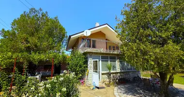 2 bedroom house in Zlatovrah, Bulgaria