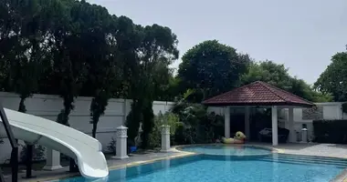 Haus 3 Schlafzimmer in Huai Yai, Thailand