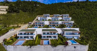 Villa 5 habitaciones en Mahmutlar, Turquía