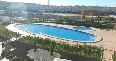 Mieszkanie 4 pokoi w Entrenaranjos, Hiszpania