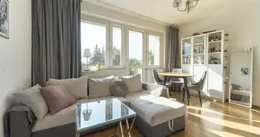 Квартира 2 комнаты в Варшава, Польша