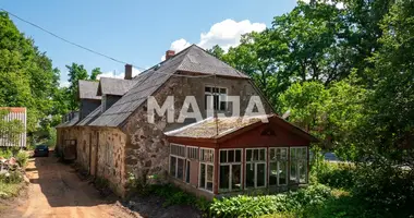 Haus 10 zimmer in Straupe, Lettland