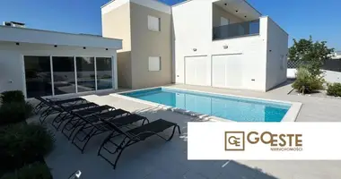 Maison 4 chambres dans Opcina Dezanovac, Croatie