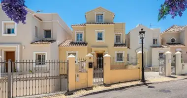 5 bedroom house in Dos Hermanas, Spain
