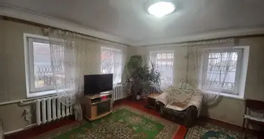 Haus 3 zimmer in Nerubajske, Ukraine