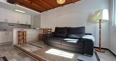 2 bedroom house in Torrevieja, Spain