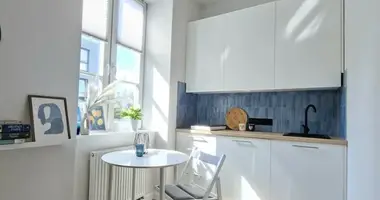 1 room apartment in Warsaw, Poland