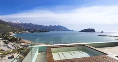 Luxury 3-Bedroom Apartment for Rent – Budva City Center, Sea View dans Budva, Monténégro