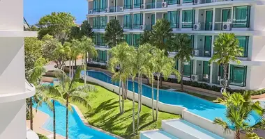 Отельные номера в комплексе Wyndham La Vita Phuket. в Равай, Таиланд