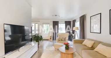 Apartamento 2 habitaciones en Maenpaa, Finlandia