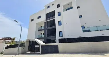 Apartamento 2 habitaciones en Demos Agiou Athanasiou, Chipre