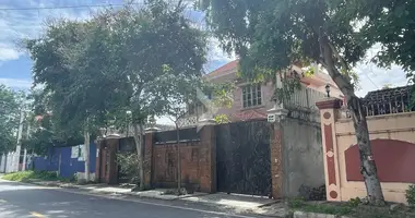 Villa 4 zimmer in Sangkat Chroy Changvar, Kambodscha