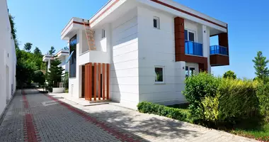 Villa Villa de 4 habitaciones en Mahmutlar, Turquía