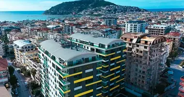 Mieszkanie 4 pokoi w Alanya, Turcja