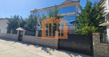 Дом 11 комнат в Дуррес, Албания