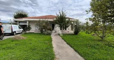 Casa 3 habitaciones en Danilovgrad, Montenegro
