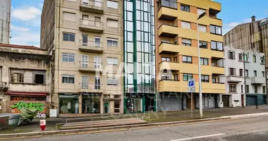 1 room apartment in Porto, Portugal