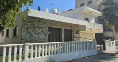 Casa 4 habitaciones en Larnaca, Chipre