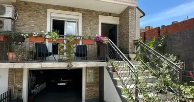Haus 5 zimmer in Zelenika, Montenegro
