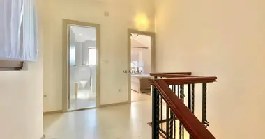 villa de 3 chambres dans Budva, Monténégro