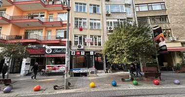 3 room apartment in 60 Vitavien Bahariye, Turkey