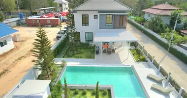 Dom 4 pokoi w Huai Yai, Tajlandia