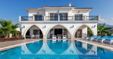 Villa 5 bedrooms in Fatih, Turkey