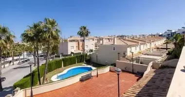 4 bedroom house in Dos Hermanas, Spain