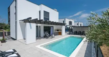 Villa 3 chambres dans Galizana, Croatie