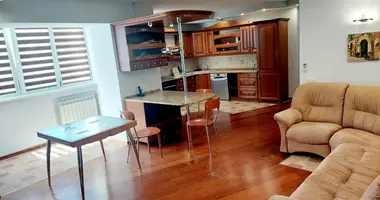 Apartamento 6 habitaciones en Minsk, Belarús