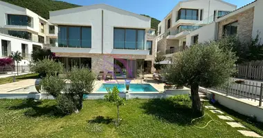 Villa 1 zimmer in Kumbor, Montenegro