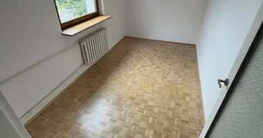 Wohnung 3 zimmer in Warschau, Polen