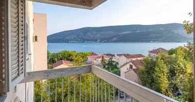 Apartamento 2 habitaciones en Herceg Novi, Montenegro