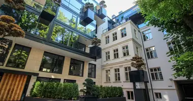 Квартира 8 комнат в Рига, Латвия