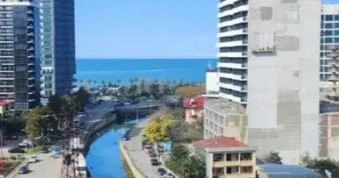 Mieszkanie 3 pokoi w Batumi, Gruzja