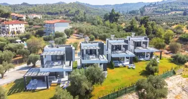 Apartamento 3 habitaciones en Pefkochori, Grecia
