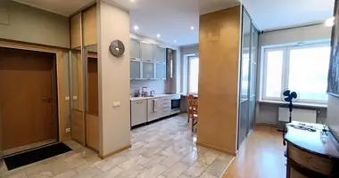 Квартира 3 комнаты в Рига, Латвия