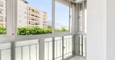 Appartement 3 chambres dans Dos Hermanas, Espagne