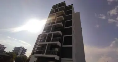Квартира 2 комнаты в Акдениз, Турция