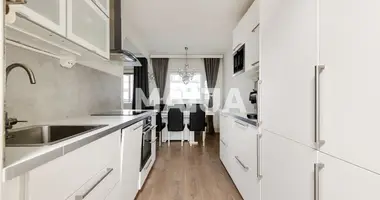 Mieszkanie 3 pokoi w Helsinki sub region, Finlandia