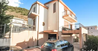 Villa 3 bedrooms in Tivat, Montenegro