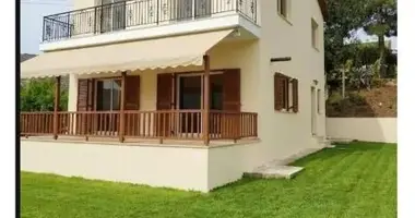 3 bedroom house in Foinikaria, Cyprus