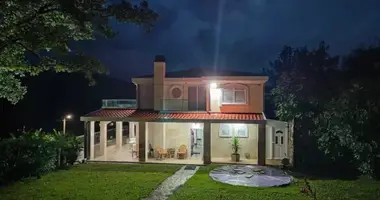 Wohnung 5 Schlafzimmer in Budva, Montenegro