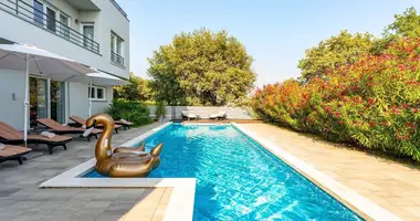 Villa 5 bedrooms in Opcina Medulin, Croatia